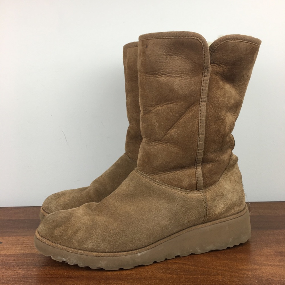 UGG Classic Amie Women's Chestnut Brown Suede Shearling Boots 1013428 Size 10.